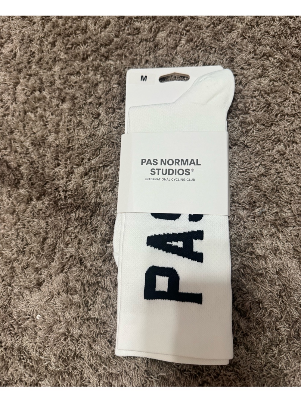 PAS NORMAL STUDIOS
PAS NORMAL STUDIOS RACE SOCKS - Picture 2 of 3
